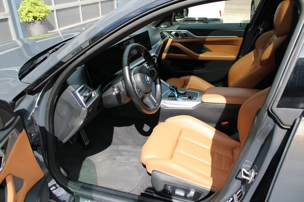 BMW i4 M50 High Executive 84 kWh uit 2023, foto 15