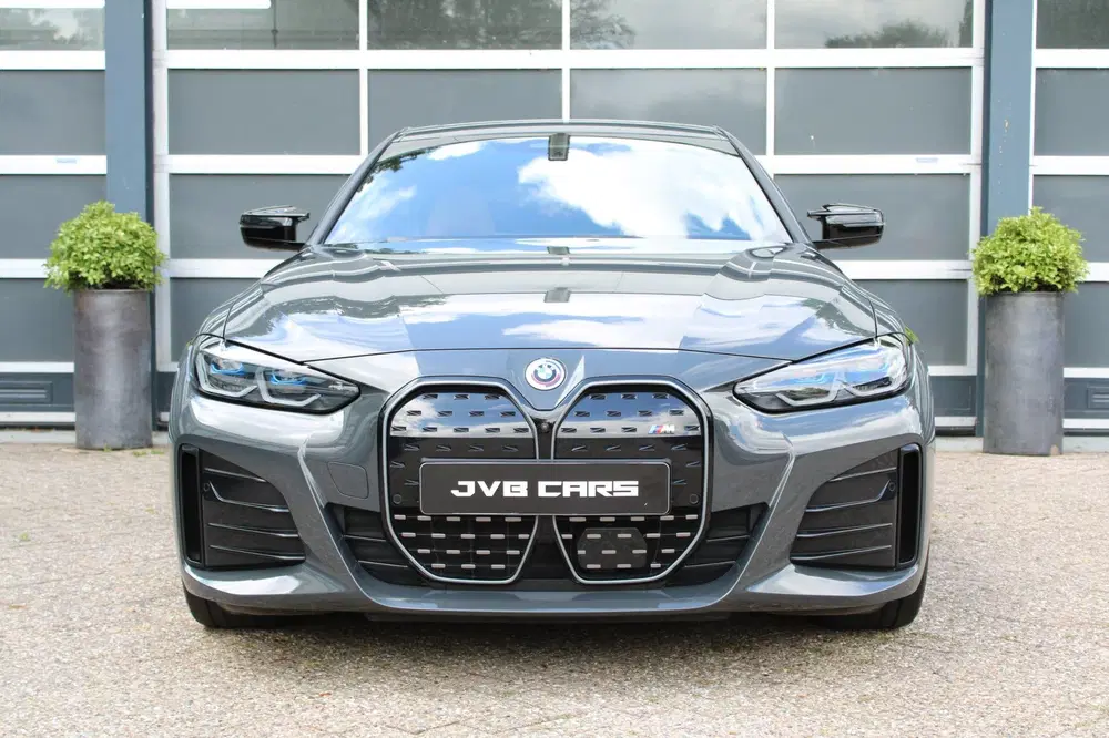 BMW i4 M50 High Executive 84 kWh uit 2023, foto 3