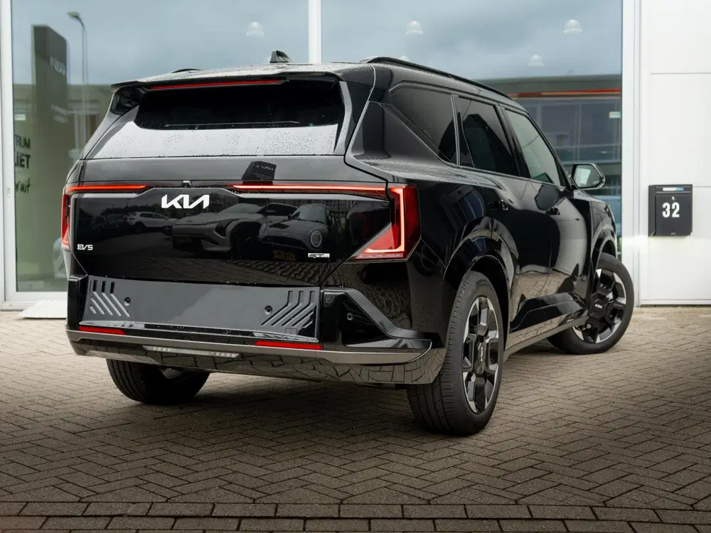 Kia EV5 GT-PlusLine 81.4 kWh uit 2026, foto 5