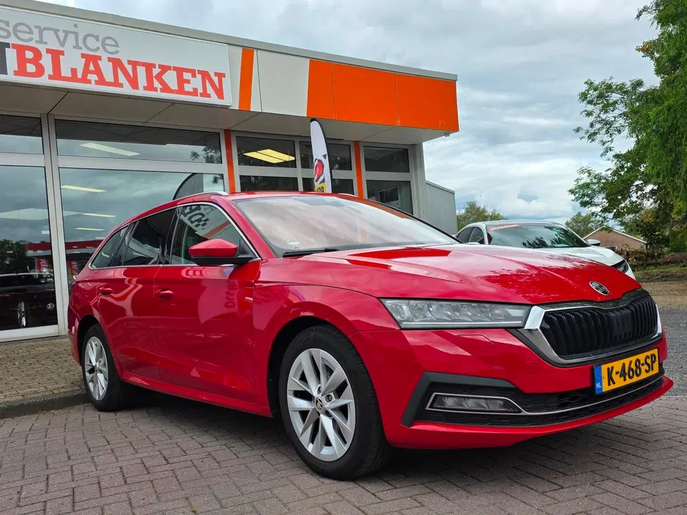 Skoda Octavia 1.5 e-TSI Bns Edition Plus Automaat BJ.2 uit 2021, foto 3