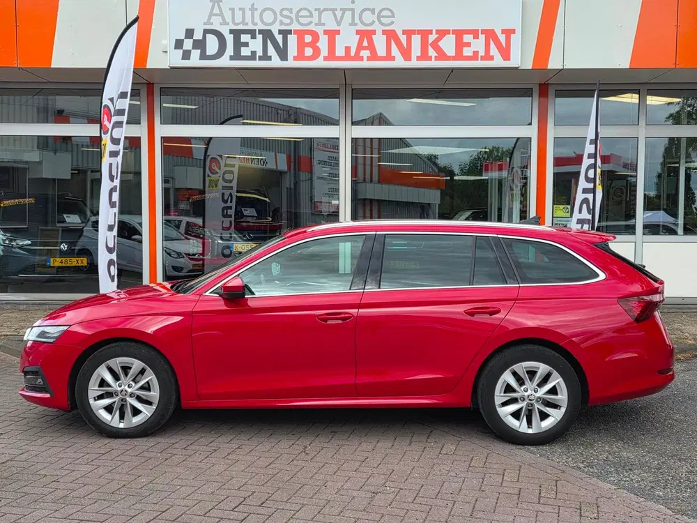 Skoda Octavia 1.5 e-TSI Bns Edition Plus Automaat BJ.2 uit 2021, foto 5