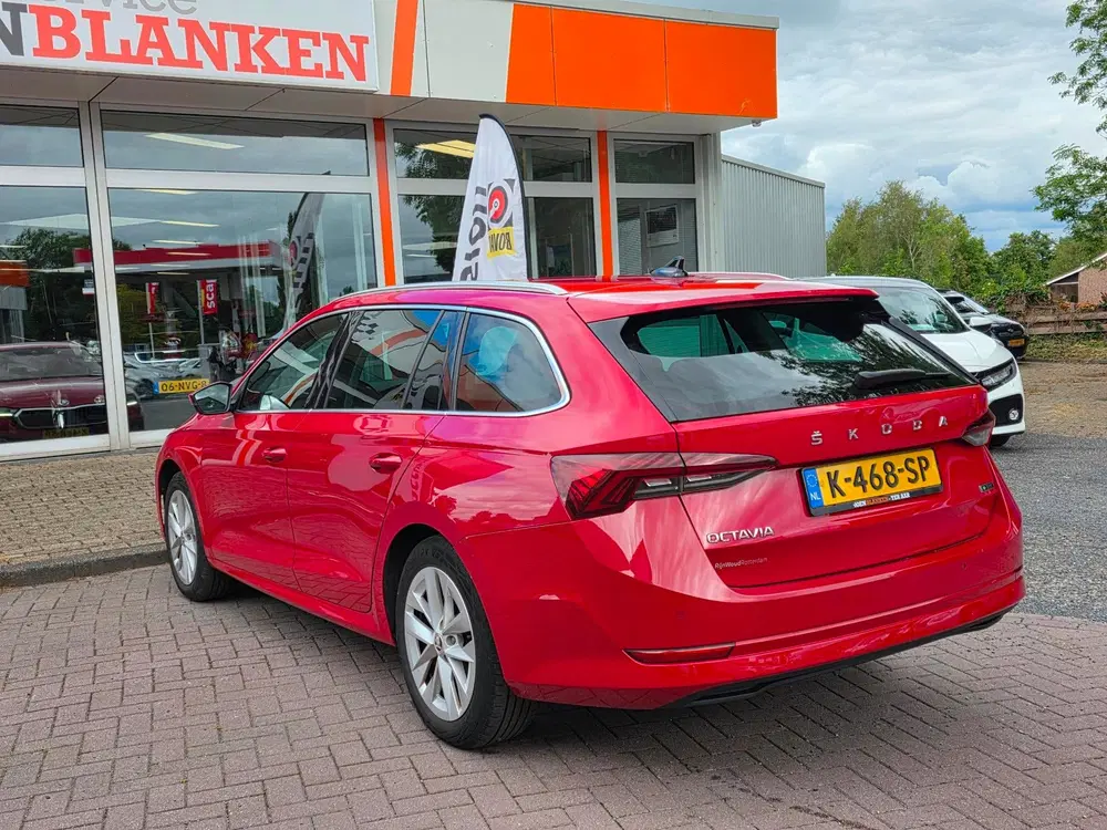 Skoda Octavia 1.5 e-TSI Bns Edition Plus Automaat BJ.2 uit 2021, foto 7