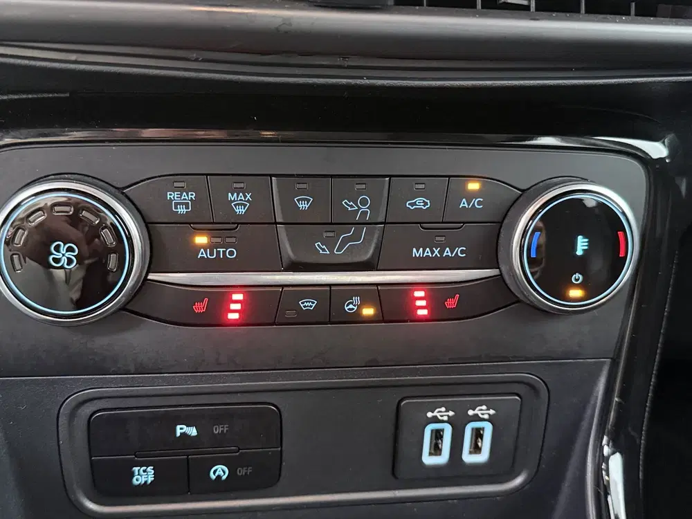 Ford EcoSport 125PK EcoBoost Titanium uit 2020, foto 18