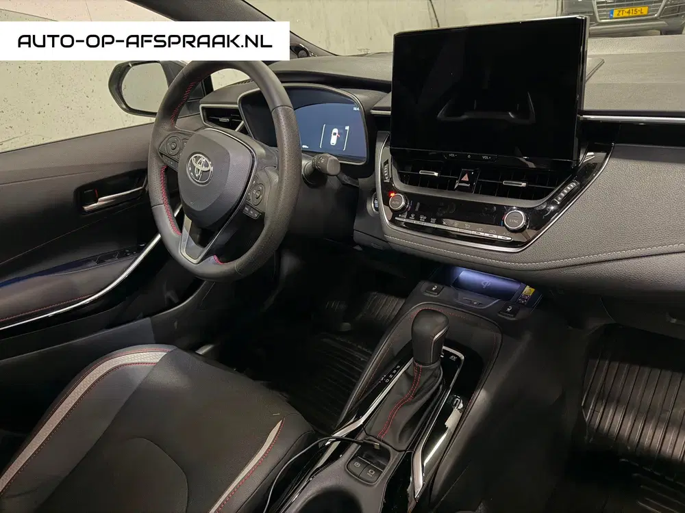Toyota Corolla Hybrid 180 GR Sport Automaat HUD Pano JBL uit 2025, foto 11