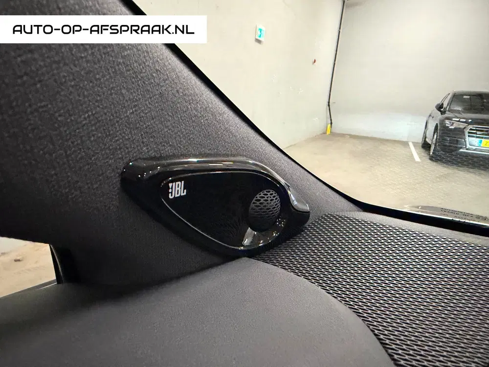 Toyota Corolla Hybrid 180 GR Sport Automaat HUD Pano JBL uit 2025, foto 12