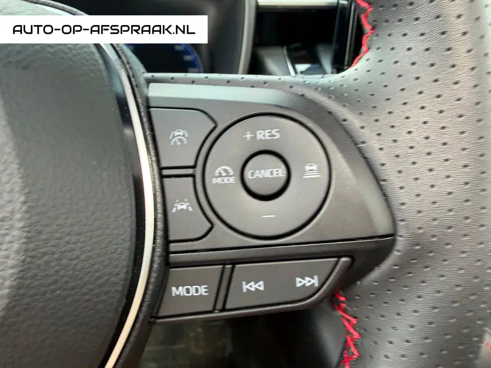 Toyota Corolla Hybrid 180 GR Sport Automaat HUD Pano JBL uit 2025, foto 19