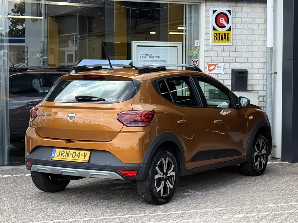Dacia Sandero 1.0 TCe 90 Comfort uit 2023, foto 6