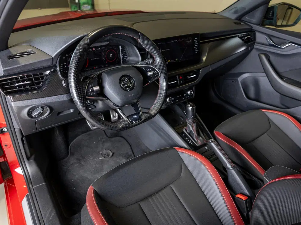 Skoda Kamiq 1.0 TSI Monte Carlo uit 2021, foto 18