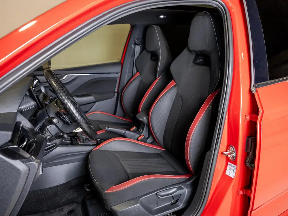 Skoda Kamiq 1.0 TSI Monte Carlo uit 2021, foto 8