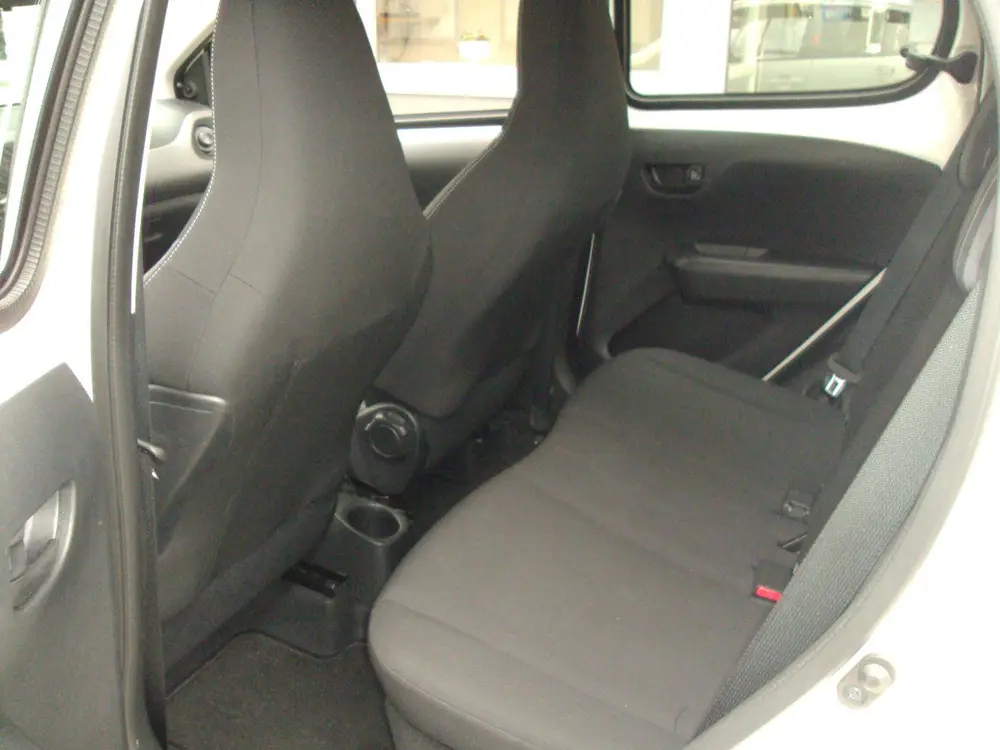 Peugeot 108 1.0 e-VTi Active TOP! uit 2019, foto 11