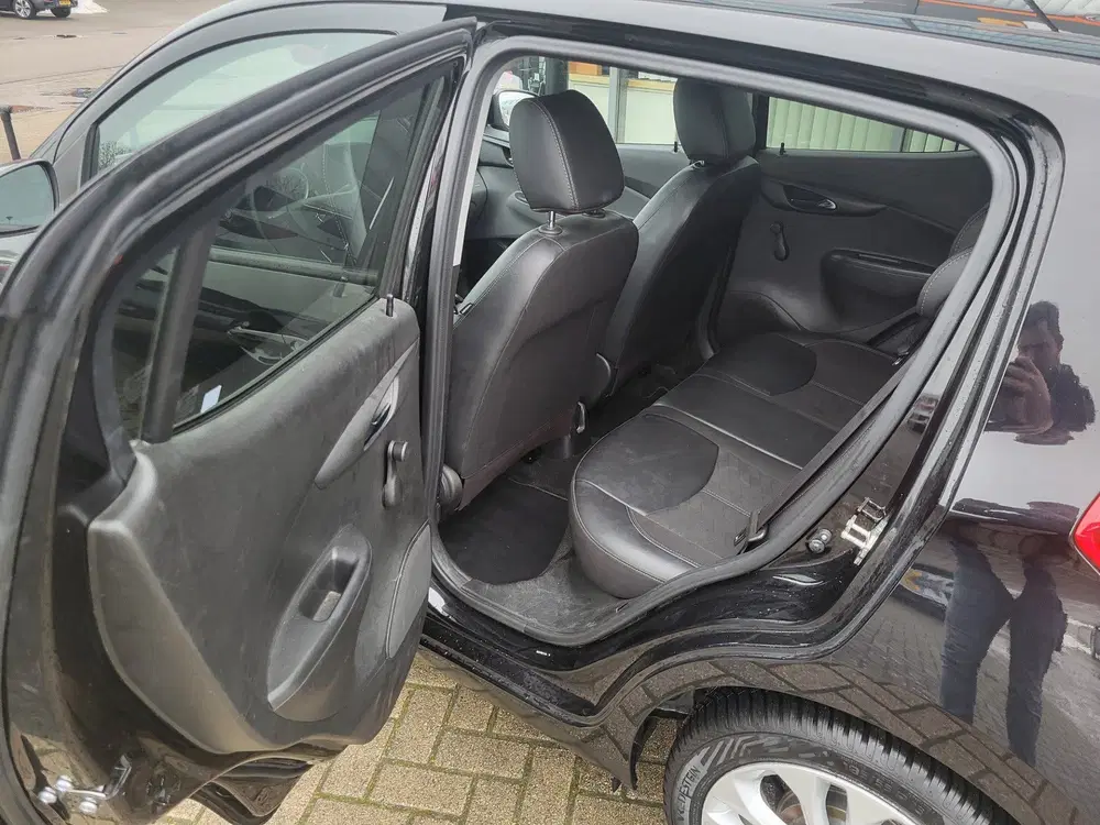 Opel Karl 1.0 ecoFLEX Innovation uit 2019, foto 9