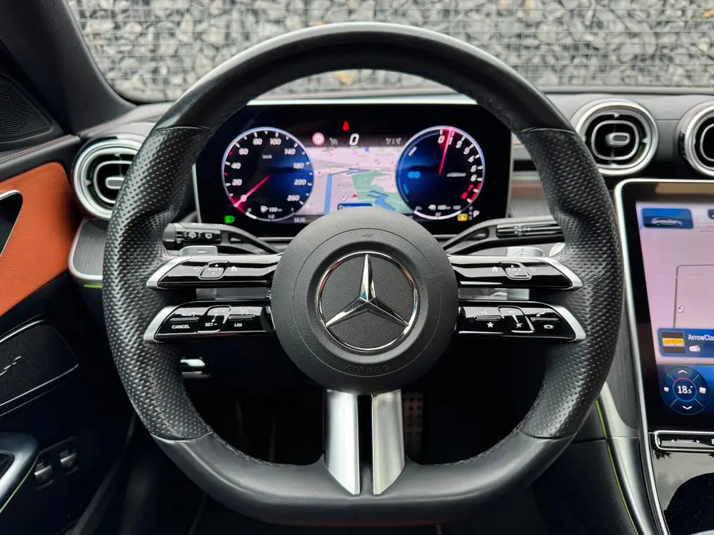 Mercedes-Benz C-Klasse 300 e AMG Line Pano Trekhaak L uit 2022, foto 9