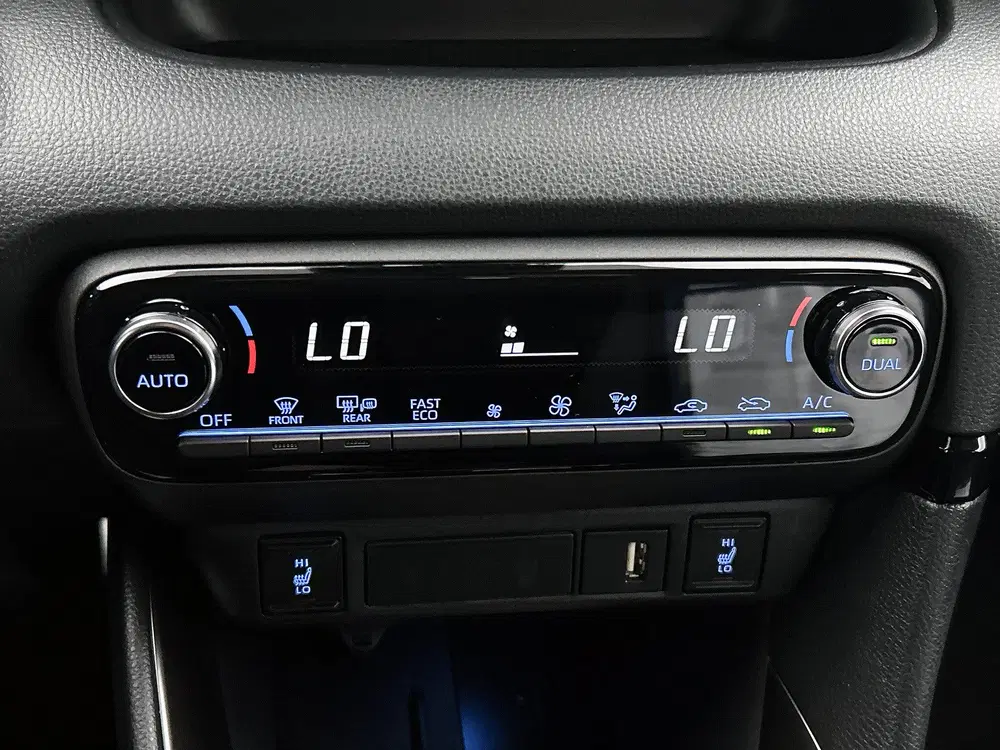 Toyota Yaris 1.5 Hybrid GR Sport Limited uit 2022, foto 12