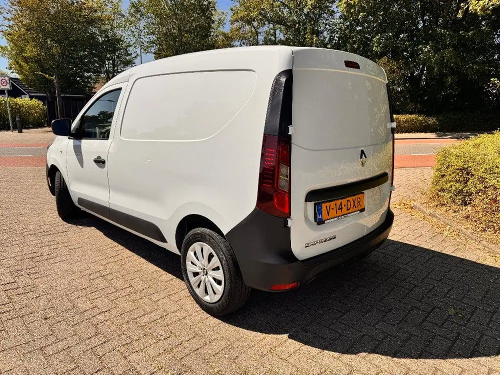 Renault Express 1.5 Blue dCi 75pk 2024 Wit Apple Carplay uit 2024, foto 4