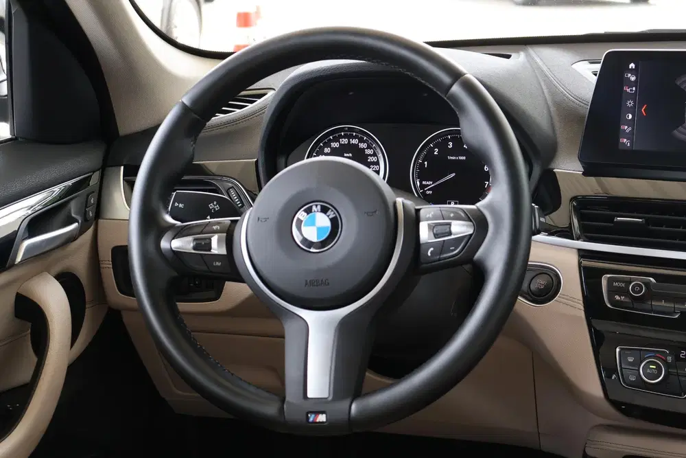 BMW X1 xDrive25e eDrive Edition uit 2021, foto 12