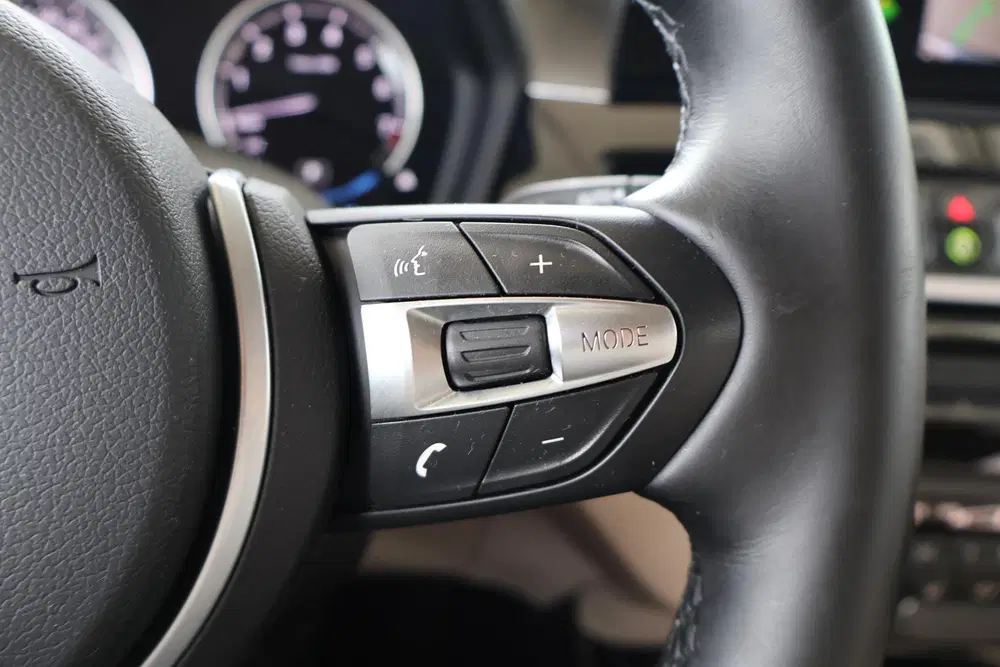 BMW X1 xDrive25e eDrive Edition uit 2021, foto 16