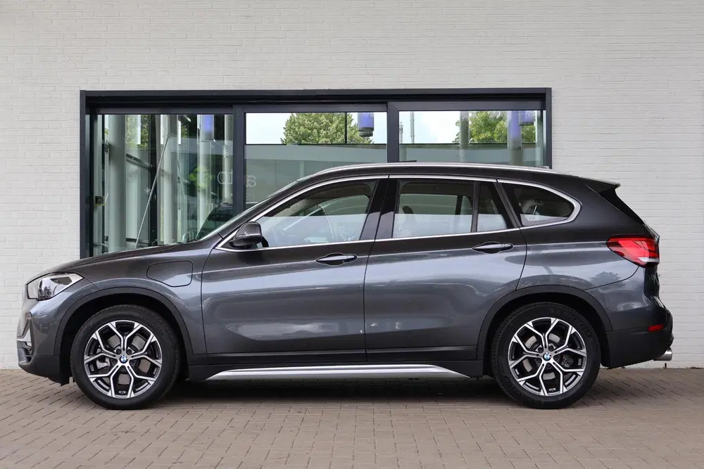 BMW X1 xDrive25e eDrive Edition uit 2021, foto 5
