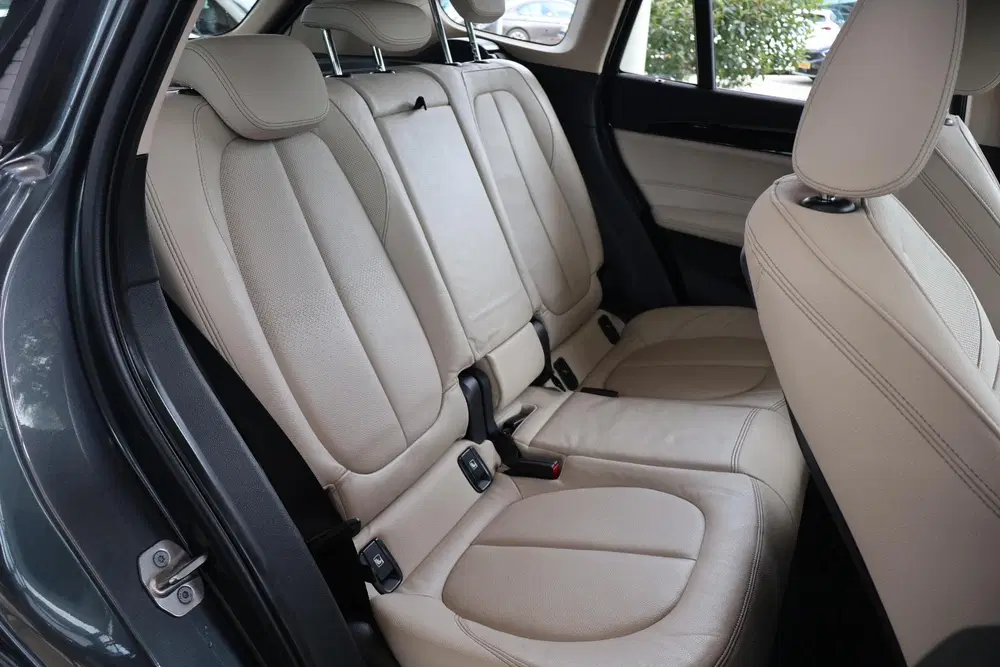 BMW X1 xDrive25e eDrive Edition uit 2021, foto 8
