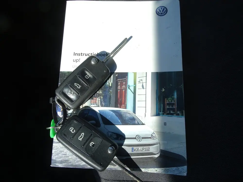 Volkswagen Up! 1.0 BMT move up! AIRCO/APPLE CARPLAY/DAB+/LMV uit 2019, foto 19