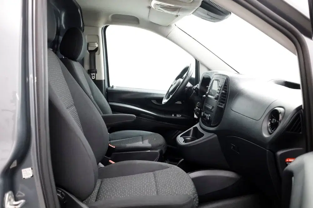 Mercedes-Benz Vito 119 CDI 190pk RWD 9G Automaat Compact LED uit 2021, foto 3
