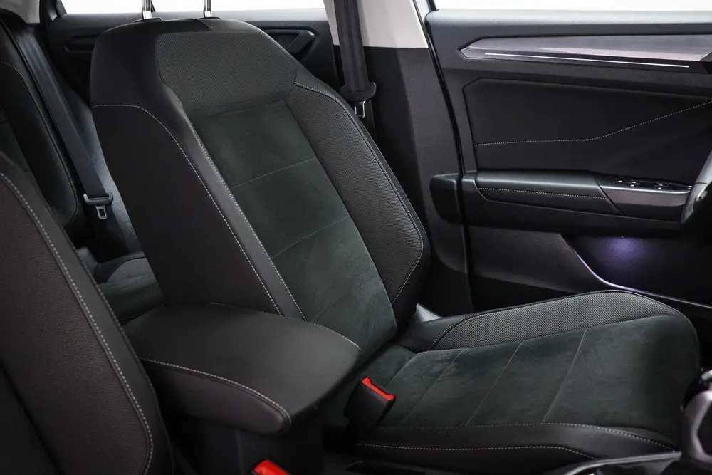 Volkswagen T-Roc 1.5 TSI Style | IQ LIGHT | STOELVERWARMING uit 2023, foto 11