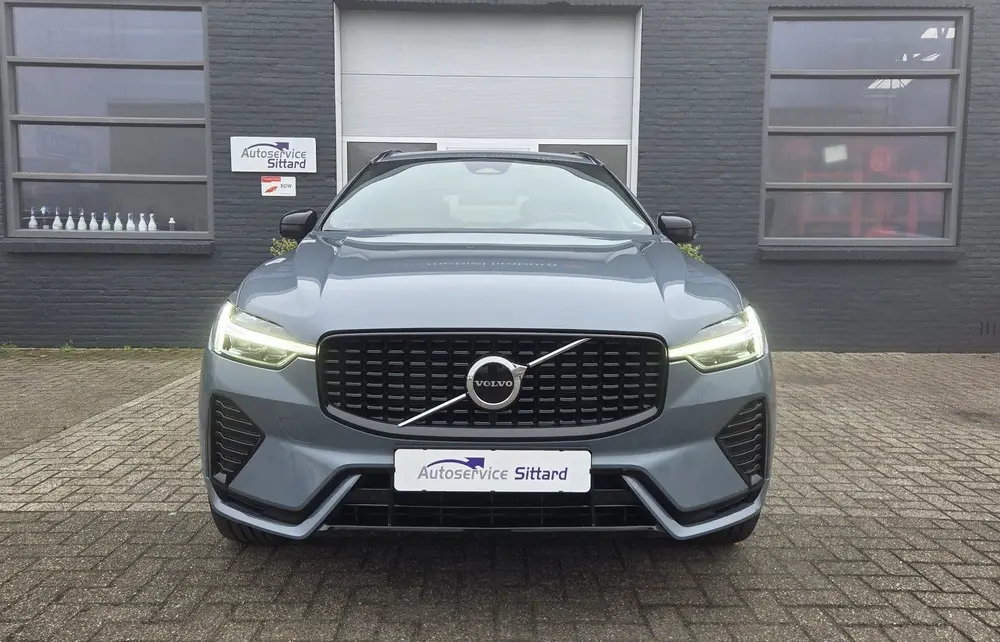 Volvo XC60 2.0 B4 Dark plus Mild Hybride uit 2022, foto 4