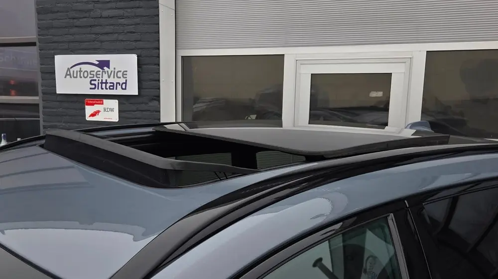 Volvo XC60 2.0 B4 Dark plus Mild Hybride uit 2022, foto 6
