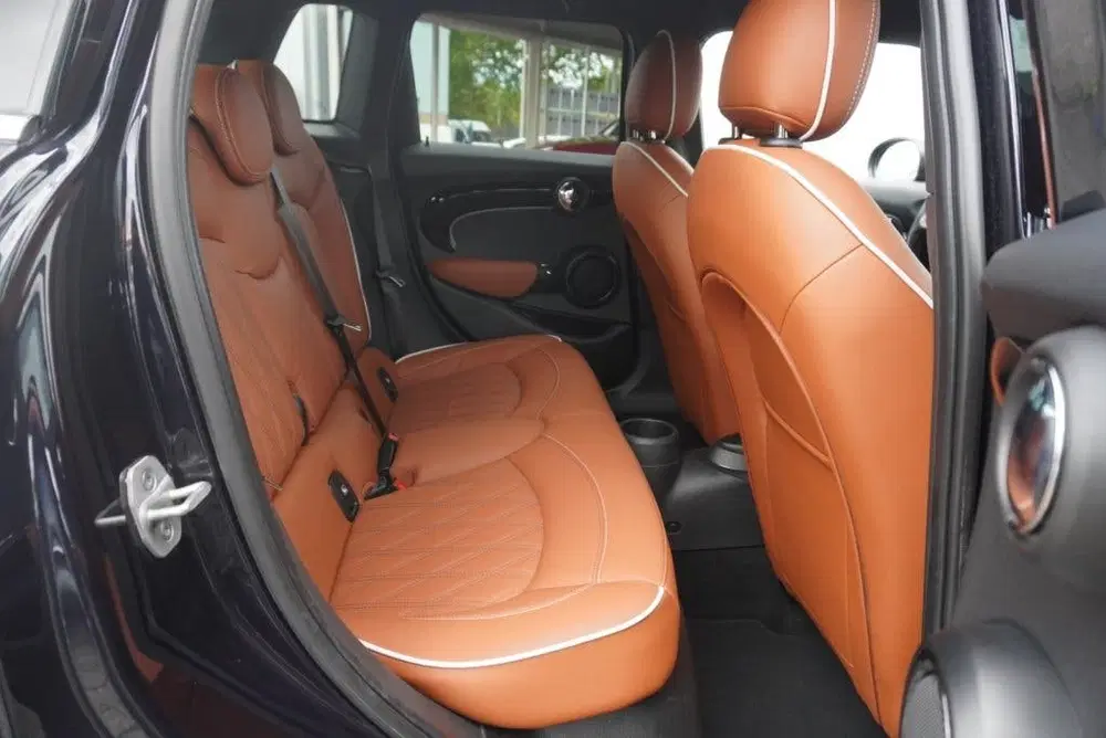 Mini Cooper 1.5 Cooper Camden Leder uit 2024, foto 10