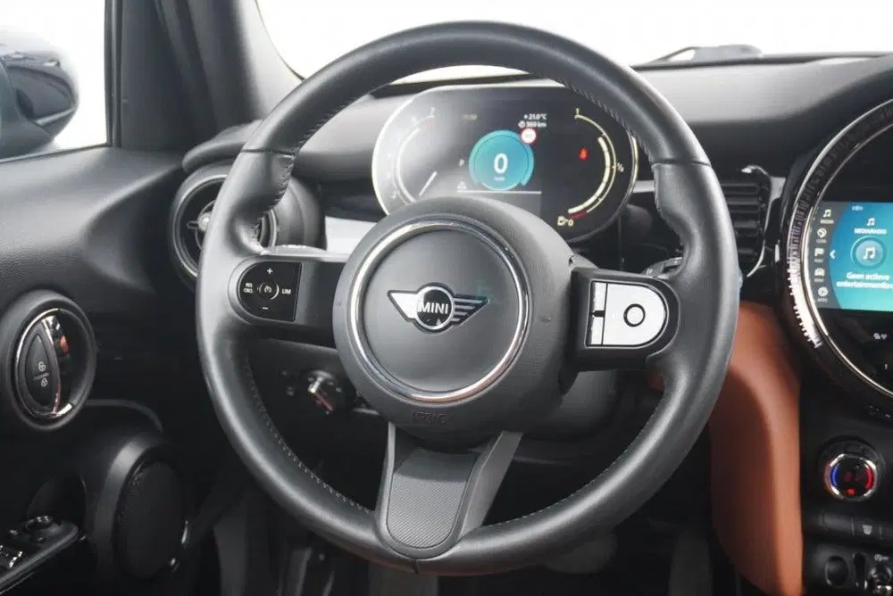 Mini Cooper 1.5 Cooper Camden Leder uit 2024, foto 14