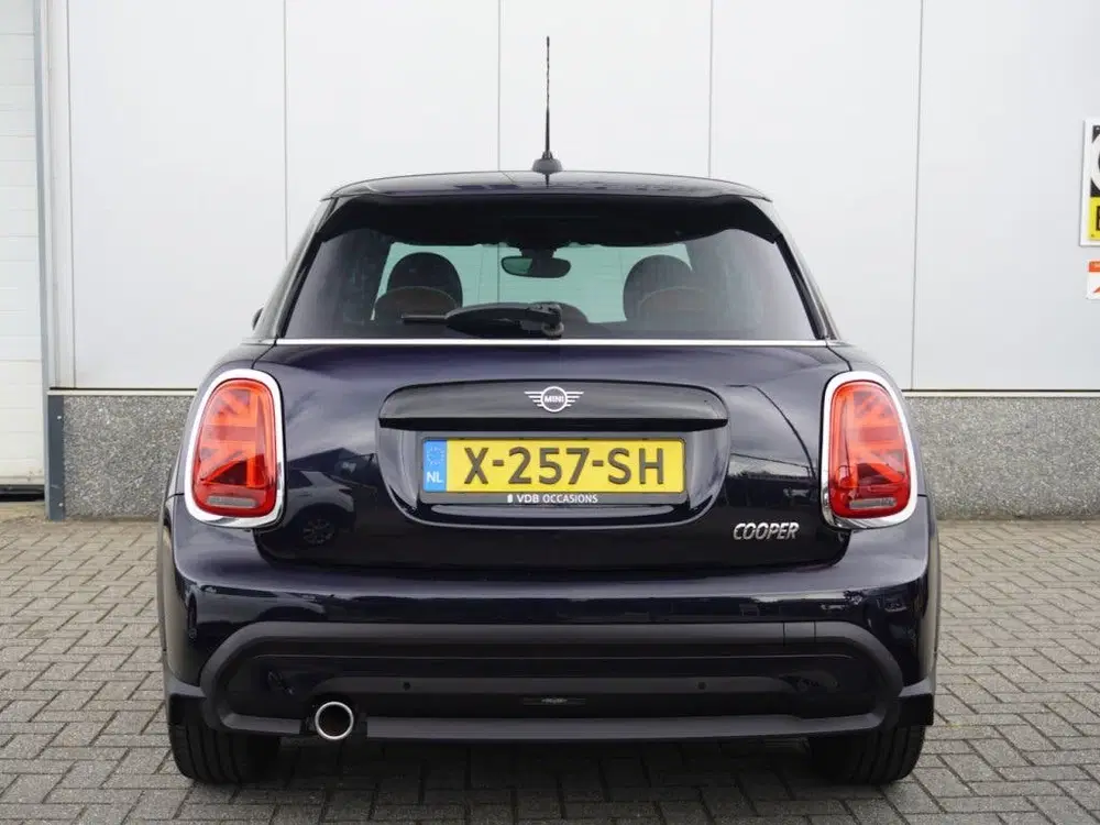 Mini Cooper 1.5 Cooper Camden Leder uit 2024, foto 5