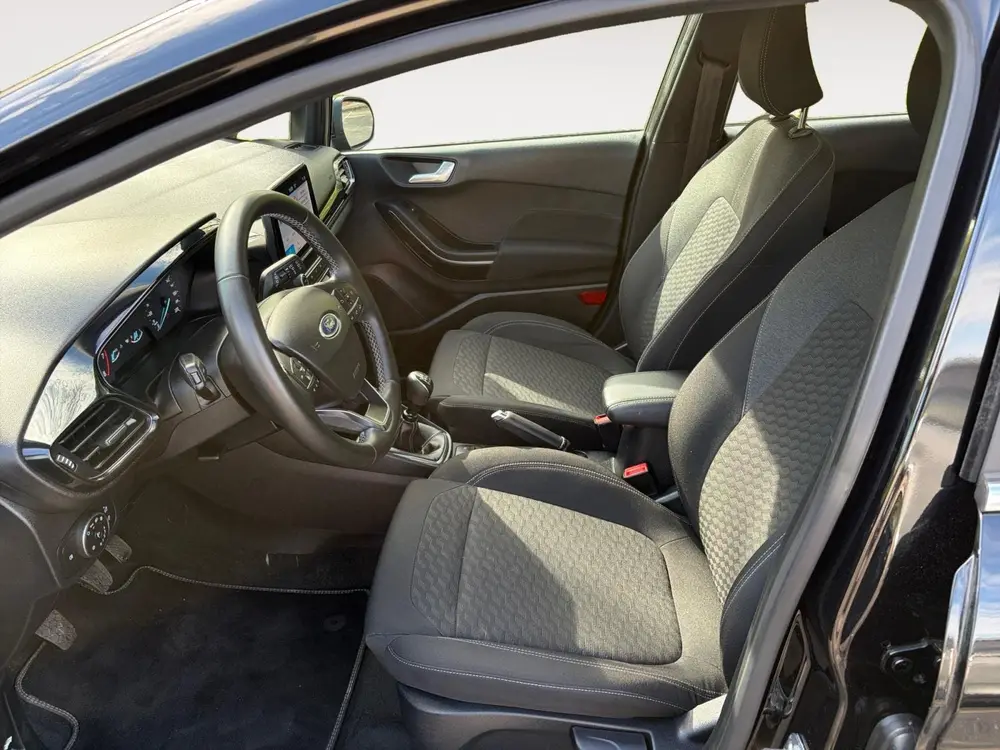 Ford Fiesta 1.0 EcoBoost Hybrid Titanium 125PK uit 2023, foto 9