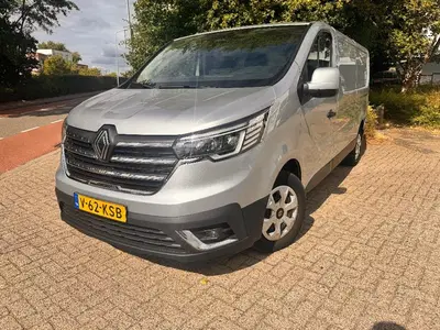 Renault Trafic GB 2.0 Blue dCi 131pk L2h1 T30 2024 Grijs uit 2024