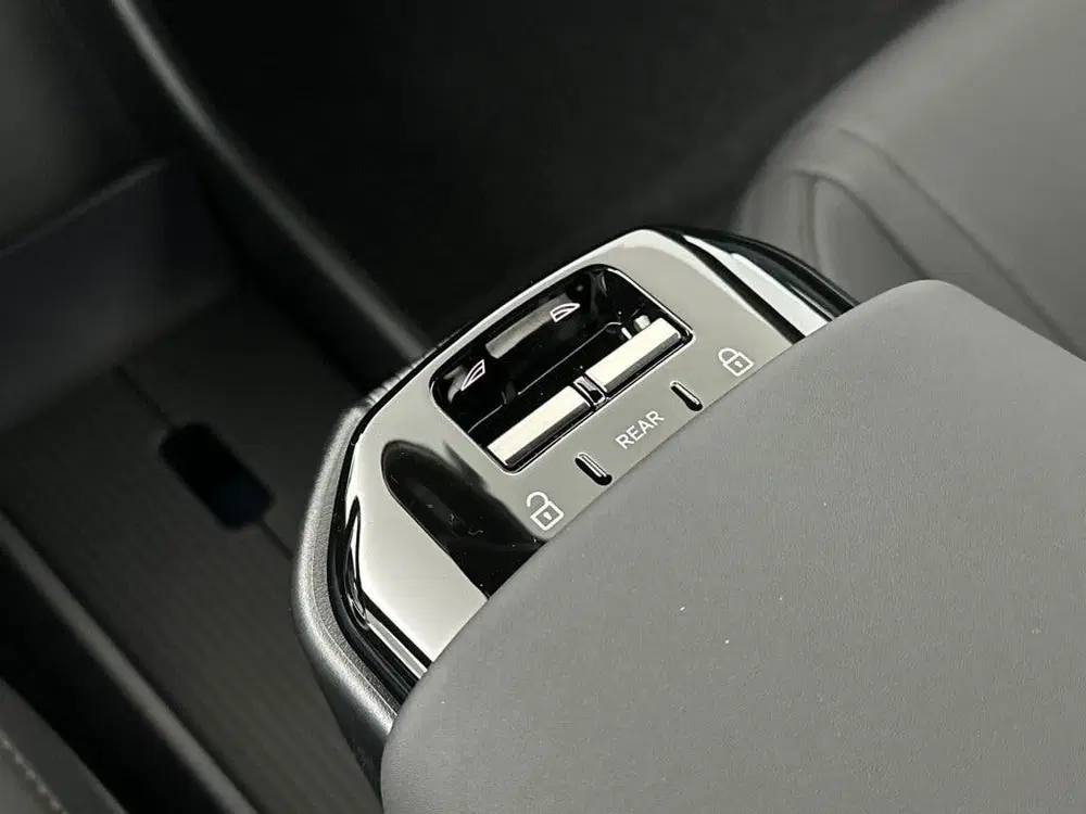 Volvo EX30 Extended Range Plus Europa (bj 2026) uit 2026, foto 18