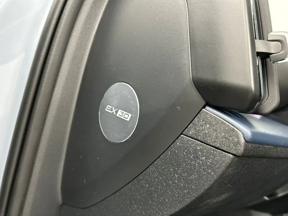 Volvo EX30 Extended Range Plus Europa (bj 2026) uit 2026, foto 9