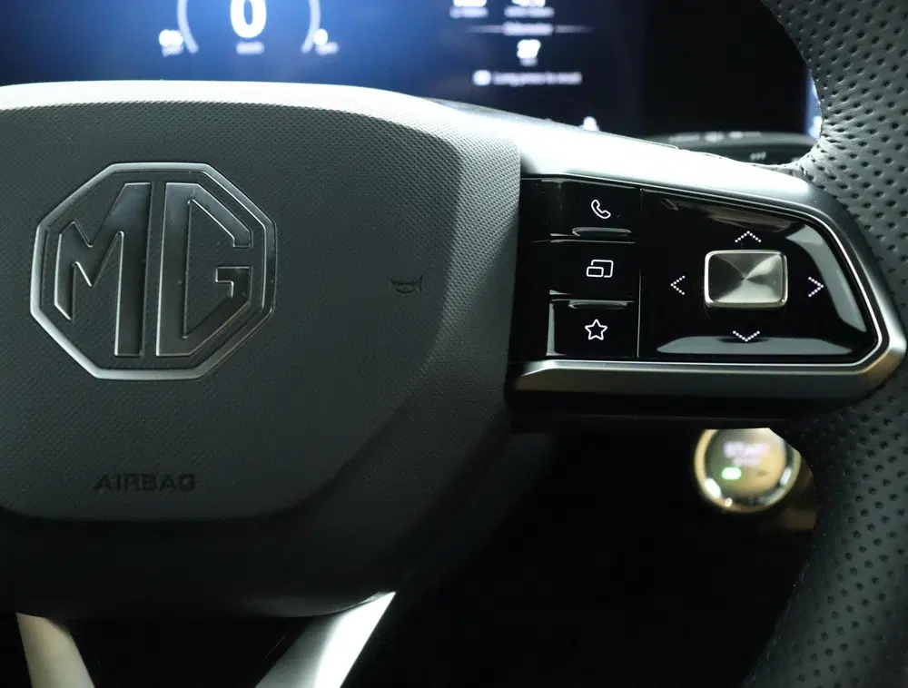 MG HS 1.5 PHEV Aut. Luxury NU MET ENORM VOORRAAD uit 2026, foto 17