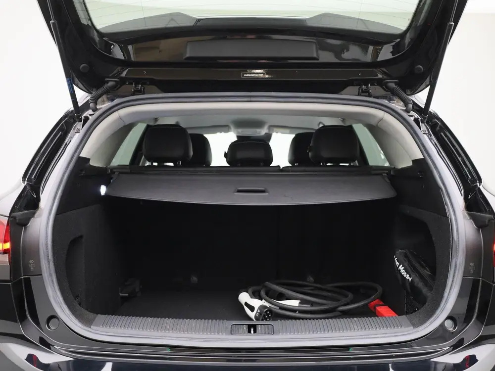 MG MG5 Long Range Luxury 61 kWh uit 2023, foto 14