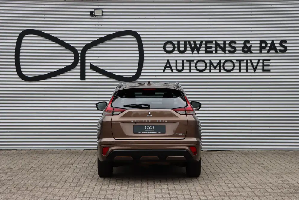 Mitsubishi Eclipse Cross 2.4 PHEV Business Executive uit 2022, foto 5