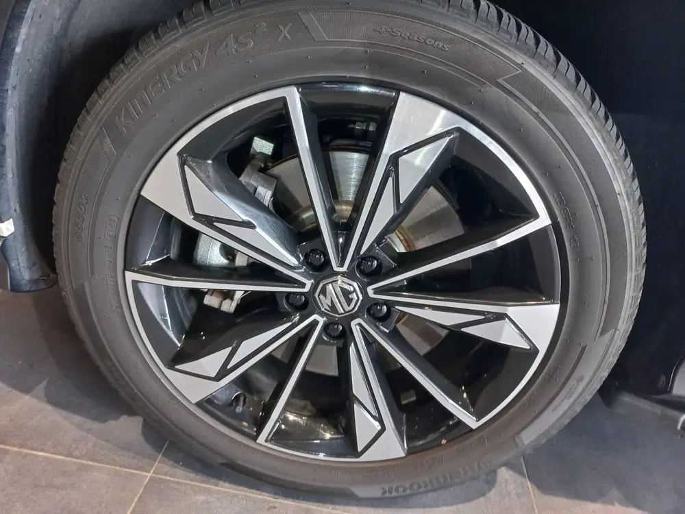 MG HS PHEV 1.5 272pk Aut. Luxury uit 2024, foto 11