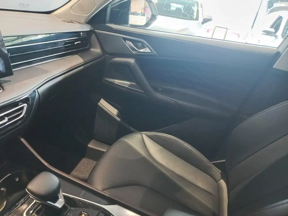 MG HS PHEV 1.5 272pk Aut. Luxury uit 2024, foto 20
