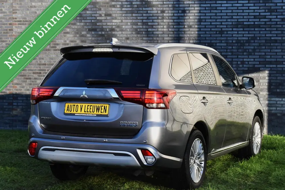 Mitsubishi Outlander 2.4 PHEV Diamand LEDER VOL! 360º CAMER uit 2019, foto 4