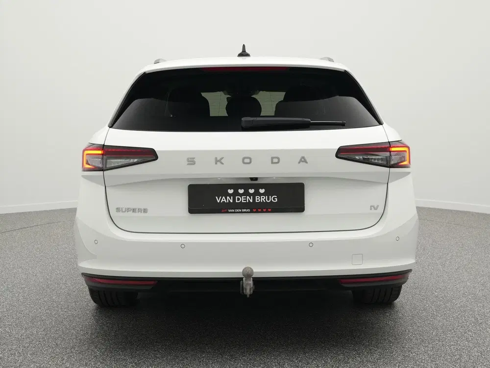 Skoda Superb 1.5 TSI 204pk PHEV Business Edition uit 2025, foto 6