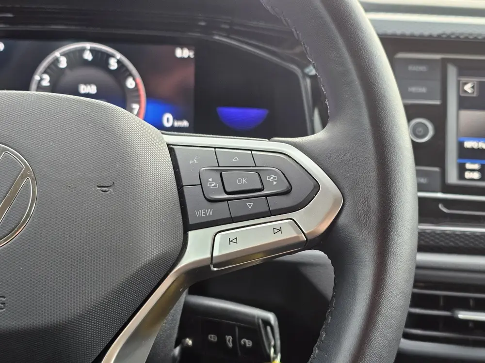Volkswagen Polo 1.0 TSI Life ADAPTIVE CRUISE DAB CARPLAY uit 2022, foto 9