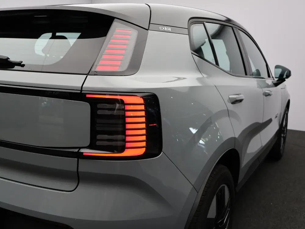 Volvo EX30 Single Motor Plus 51 kWh uit 2024, foto 16