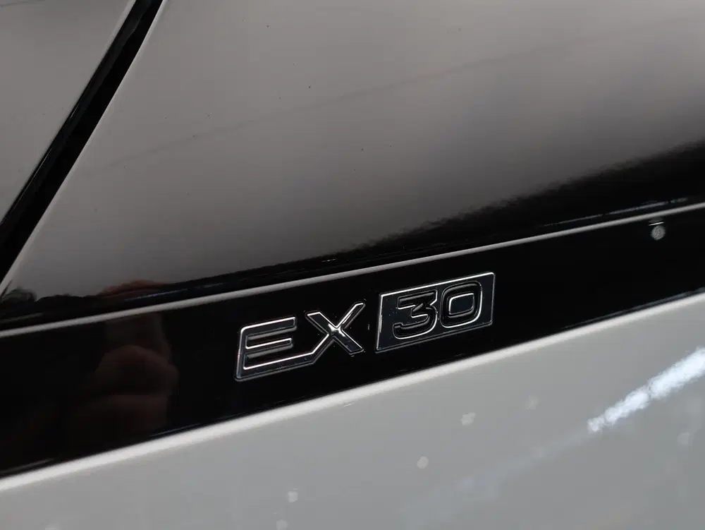 Volvo EX30 Single Motor Plus 51 kWh uit 2024, foto 17