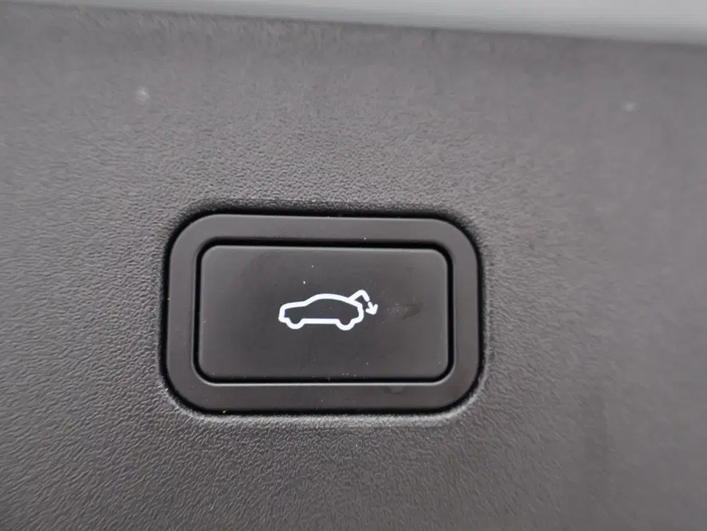 Volvo EX30 Single Motor Plus 51 kWh uit 2024, foto 15