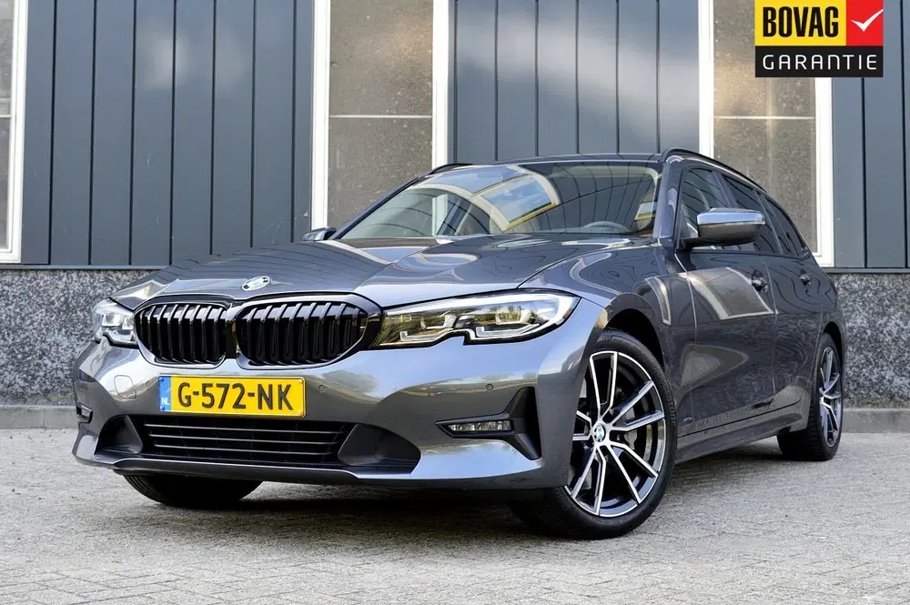 BMW 3-serie 3 Serie Touring 330i High Executive Editio uit 2019