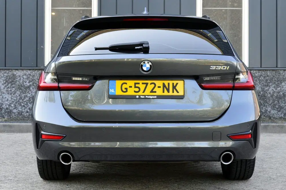 BMW 3-serie 3 Serie Touring 330i High Executive Editio uit 2019, foto 4