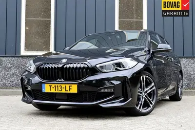 BMW 1-serie 118i M-Sport Rijklaarprijs-Garantie Panora uit 2023