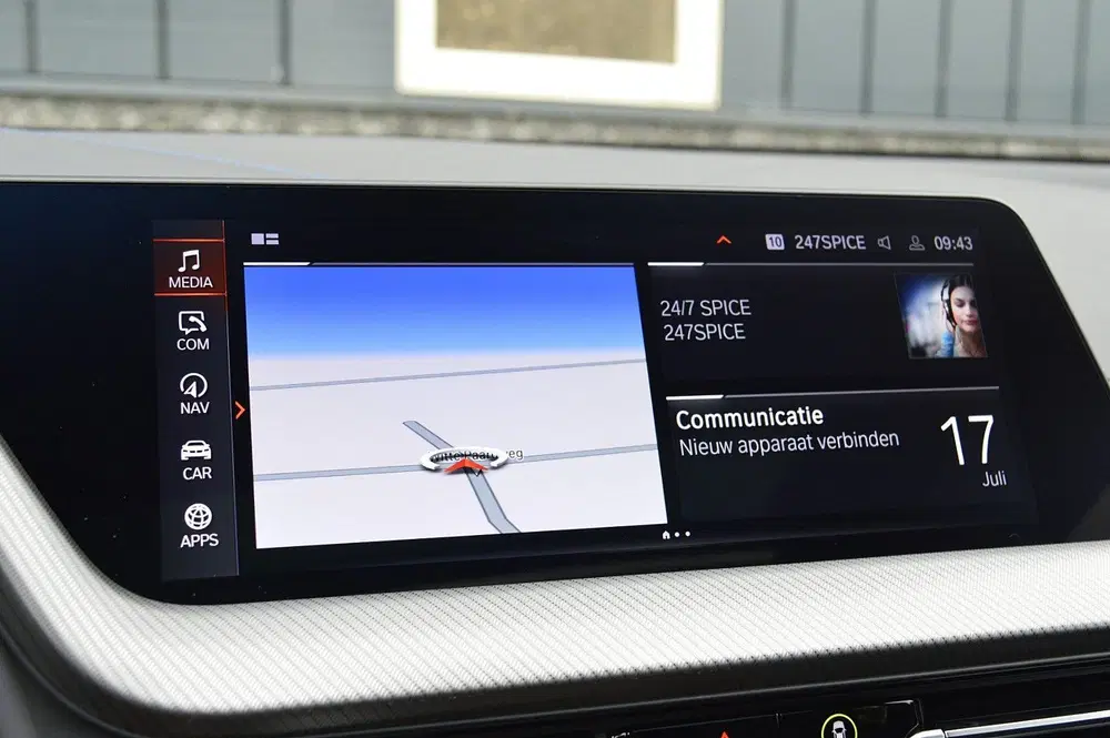 BMW 1-serie 118i M-Sport Rijklaarprijs-Garantie Panora uit 2023, foto 19