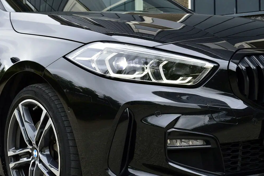 BMW 1-serie 118i M-Sport Rijklaarprijs-Garantie Panora uit 2023, foto 7